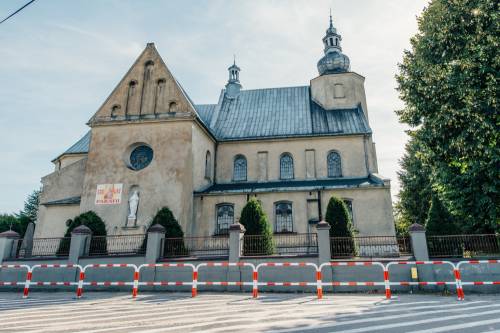 Na zdjęciu: Parafia p.w. św. Stanisława BW w Chruszczobrodzie, fot. Lucyna Jaworska